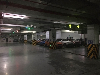 停车场未备案就收费 被查还拒不整改?江干城管:罚!