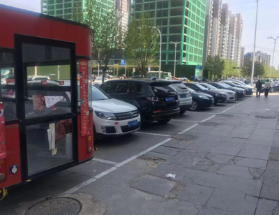 石家庄市广征民意让规范停车场管理服务平台更亲民